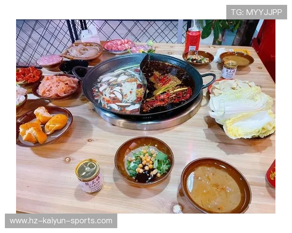 世界冠军带全队吃火锅庆祝：团结拼搏的味道与胜利的火热